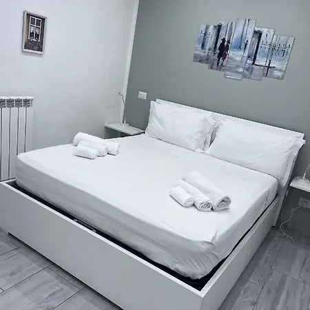 One Hundred ゲストハウス 3*